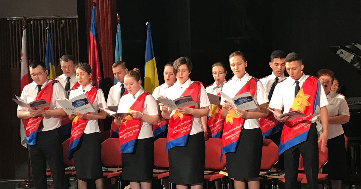 Кадеты сессии «Вестники сострадания» рукоположены в офицеры Армии Спасения
